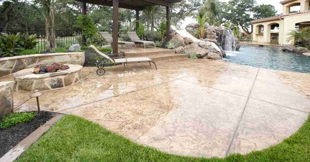 Stamped Concrete vs. Pavers: Which is Better for Your Patio?