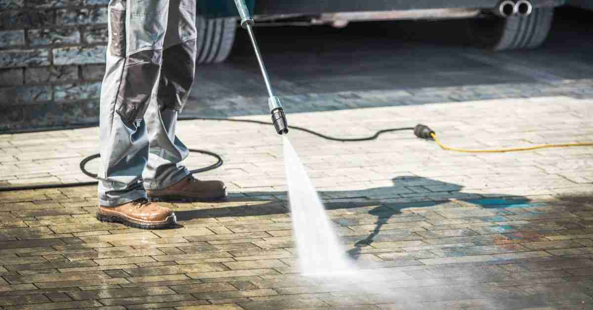 5 Pro Tips For Proper Driveway Maintenance